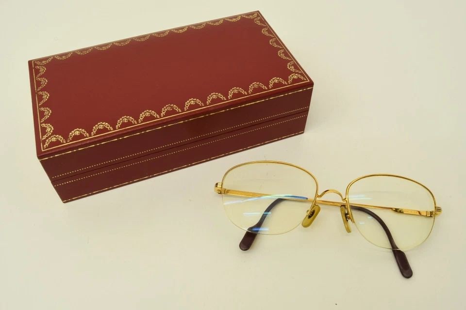 AUTHENTIC CARTIER TRINITY STYLE SUNGLASSES 55 18 140 GP BOTTOM RIMLESS STRIPED: AUTHENTIC CARTIER TRINITY STYLE SUNGLASSES 55 18 140 GP BOTTOM RIMLESS STRIPED Authentic Cartier Trinity Style Sunglasses 55 18 140 GP Bottom Rimless Striped Authentic Cartier Trinity Style Sunglasses
