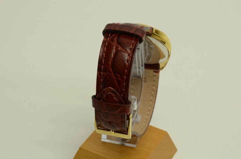 AUTHENTIC LONGINES VINTAGE WATCH QUARTZ 34MM SWISS GOLD PLATED SS STEEL LEATHER: AUTHENTIC LONGINES VINTAGE WATCH QUARTZ 34MM SWISS GOLD PLATED SS STEEL LEATHER Authentic Longines Vintage Watch Quartz 34mm Swiss Gold Plated SS Steel Leather AUTHENTIC LONGINES VINTAGE WATCH QUARTZ 