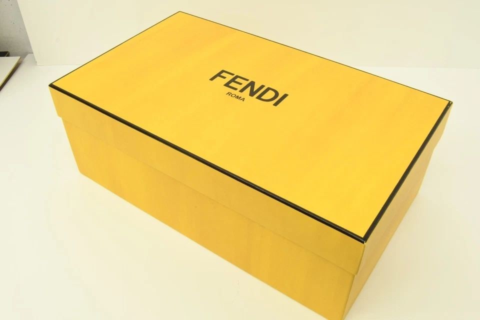 AUTHENTIC FENDI ROMA RED SOFT SHOES WHITE FF LOGO RUBBER SNEAKERS SIZE 10 (1 of 2)