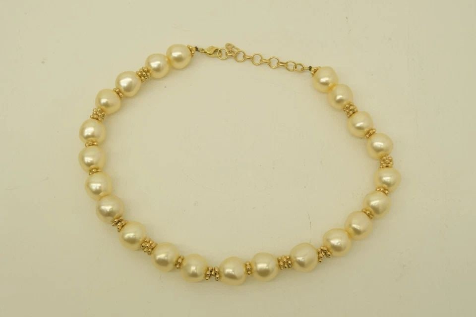 AUTHENTIC CHRISTIAN DIOR FAUX PEARL NECKLACE GP CLUSTER BALLS JEWELRY ACCESORY (1 of 2)