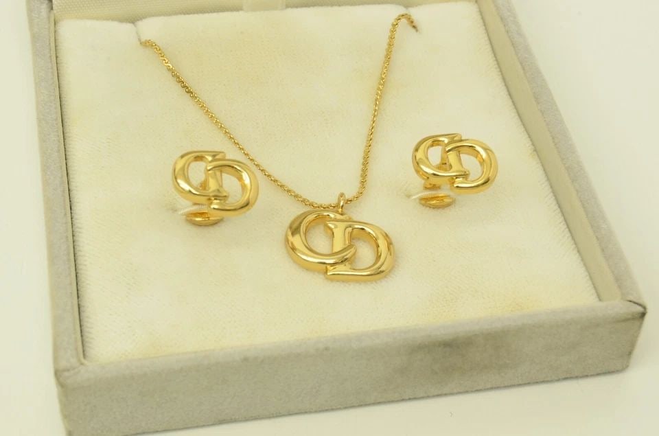AUTHENTIC CHRISTIAN DIOR EARRING NECKLACE CD LOGO EMBLEM GP JEWELRY SET (1 of 2)