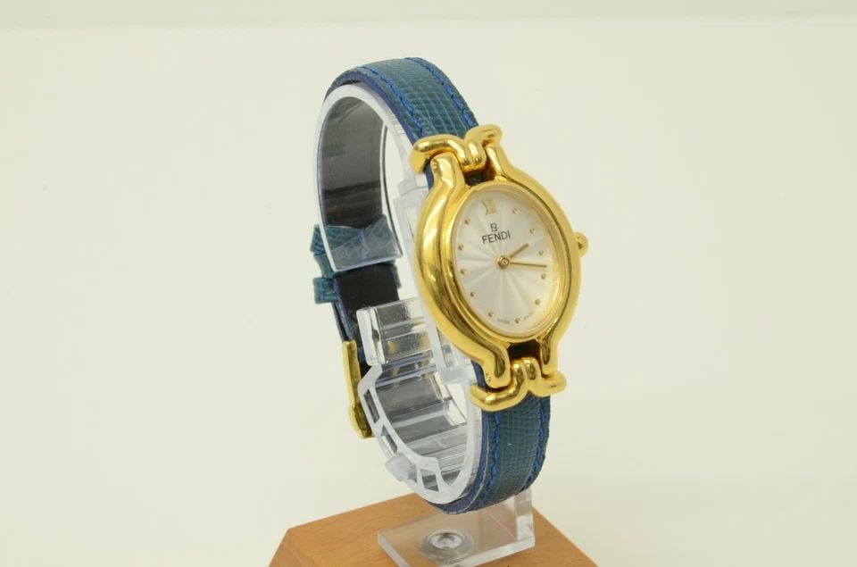 AUTHENTIC FENDI OROLOGI OVAL GP 24MM WATCH GOLD GP VINTAGE LEATHER STRAPS 640L: AUTHENTIC FENDI OROLOGI OVAL GP 24MM WATCH GOLD GP VINTAGE LEATHER STRAPS 640L Authentic Fendi Orologi Oval GP 24mm Watch Gold GP Vintage Leather Straps 640L Authentic Fendi Orologi Oval GP 24mm Watch
