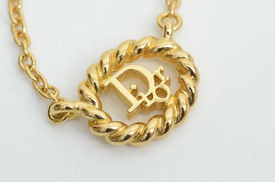 AUTHENTIC CHRISTIAN DIOR NECKLACE SIDEWAYS OVAL SIGNATURE LOGO ROPE GP JEWELRY (1 of 2)