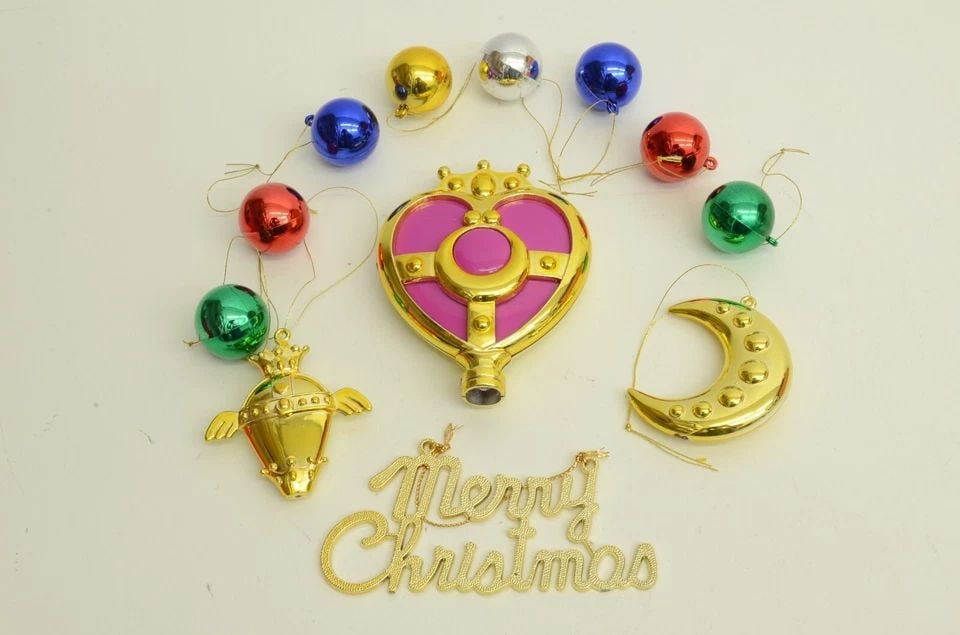 VINTAGE SAILOR MOON CHRISTMAS ORNAMENT SET JAPAN HOLIDAY COLLECTIBLE DECORATIONS (1 of 2)