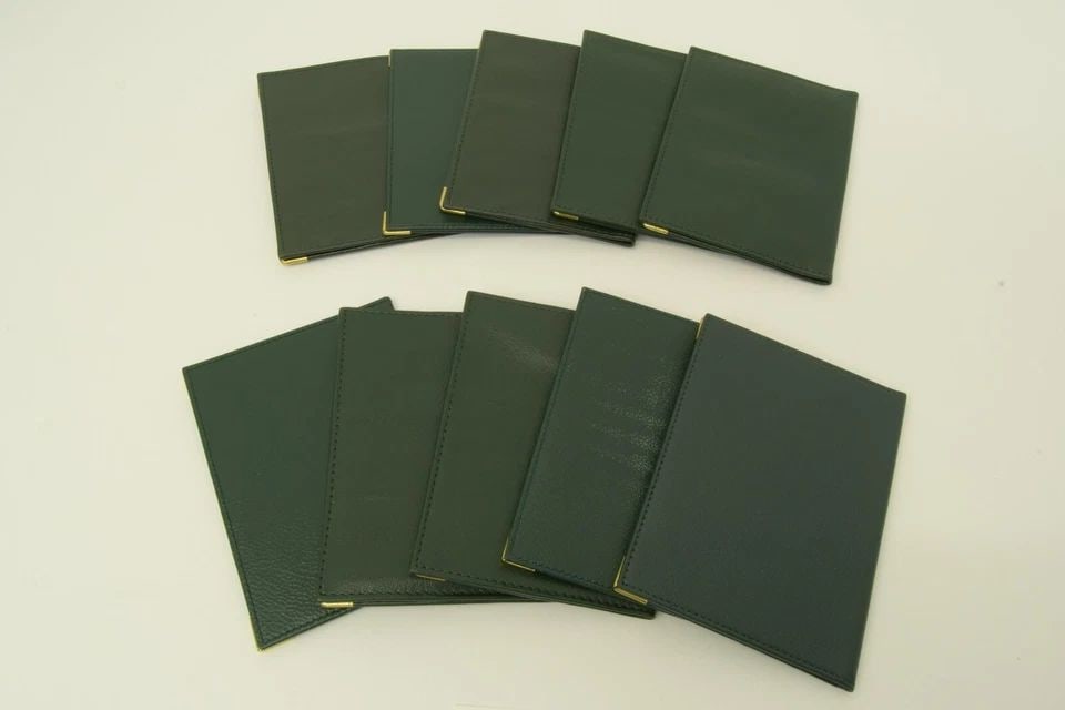 AUTHENTIC ROLEX LEATHER MANUAL WARRANTY BOOKLETS GREEN VINTAGE COLLECTIBLES X10 (1 of 2)