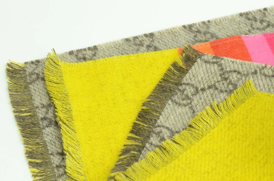 AUTHENTIC GUCCI CASHMERE SILK SCARF MONOGRAM GUCCISSIMA MULTICOLOR FLORAL STOLE (1 of 2)