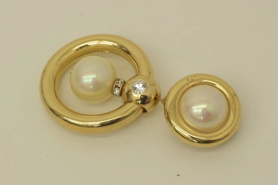 AUTHENTIC CHRISTIAN DIOR GP CLIP EARRINGS VINTAGE FAUX PEARL TWO HOOP JEWELRY (1 of 2)