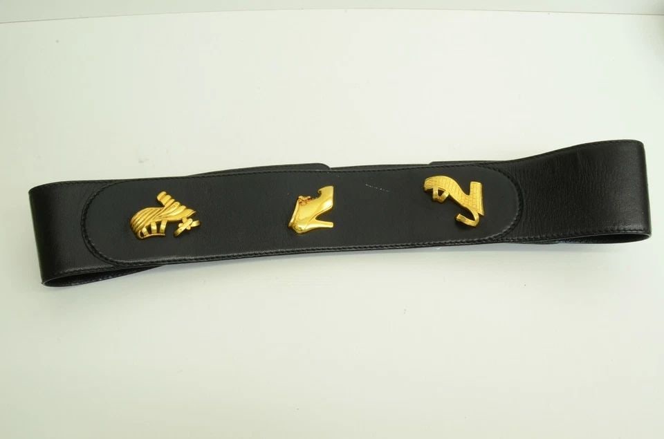 AUTHENTIC SALVATORE FERRAGAMO BELT BLACK LEATHER GP SHOE EMBLEM ACCESSORY: AUTHENTIC SALVATORE FERRAGAMO BELT BLACK LEATHER GP SHOE EMBLEM ACCESSORY Authentic Salvatore Ferragamo Belt Black Leather GP Shoe Emblem Accessory AUTHENTIC SALVATORE FERRAGAMO BELT BLACK LEATHER GP 