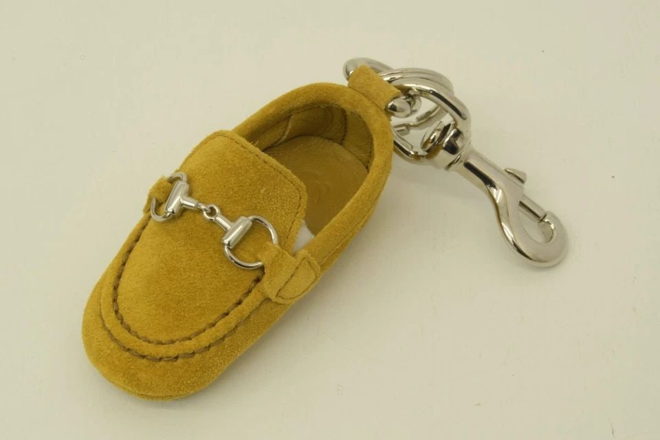 AUTHENTIC GUCCI YELLOW SHOE KEYCHAIN SUEDE SP HORSEBIT BUCKLE BAG ACCESSORY (1 of 2)