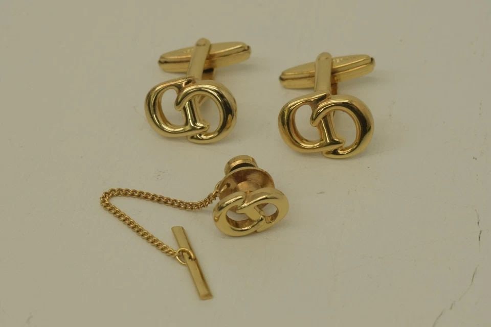 AUTHENTIC CHRISTIAN DIOR CD LOGO LETTERS CUFFLINKS PIN SET GP JEWELRY ACCESSORY: AUTHENTIC CHRISTIAN DIOR CD LOGO LETTERS CUFFLINKS PIN SET GP JEWELRY ACCESSORY Authentic Christian Dior CD Logo Letters Cufflinks Pin Set GP Jewelry Accessory Jewelry AccessoryUnisex Cufflinks, Pin L
