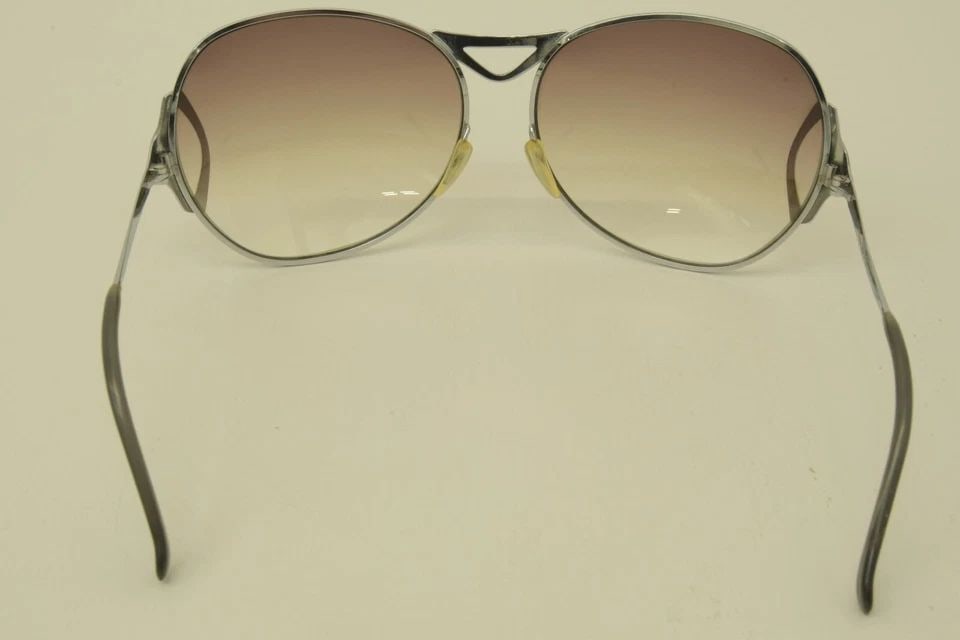 AUTHENTIC CHRISTIAN DIOR SUNGLASSES 59 16 115 LARGE LENS SILVER PLATED FRAMES: AUTHENTIC CHRISTIAN DIOR SUNGLASSES 59 16 115 LARGE LENS SILVER PLATED FRAMES Authentic Christian Dior Sunglasses 59 16 115 Large Lens Silver Plated Frames Christian Dior Lens Width: 59mm Bridge Width
