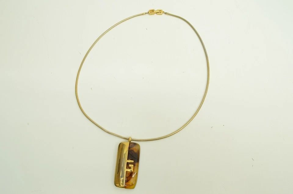 AUTHENTIC GIVENCHY GP AMBER PENDANT NECKLACE VINTAGE G CHARM JEWELRY ACCESSORY (1 of 2)