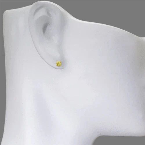 NEW 14K YELLOW GOLD YELLOW TOPAZ BIRTHSTONE SCREWBACK STUD EARRINGS: NEW 14K YELLOW GOLD YELLOW TOPAZ BIRTHSTONE SCREWBACK STUD EARRINGS YELLOW TOPAZ BIRTHSTONE SCREWBACK STUD EARRINGS NEW 14K YELLOW GOLD Width: Approx. 4mm Apx WEIGHT: 2g