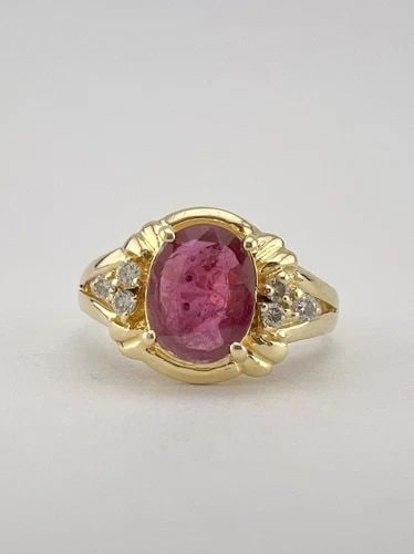 VINTAGE 18K YELLOW GOLD 1.50CT APPROX. RUBY & DIAMOND CLUSTER BAND RING (1 of 1)
