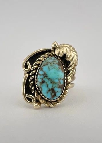 VTG NAVAJO 14K YELLOW GOLD SPIDERWEB NEVADA BLUE TURQUOISE STAMPED RING 4.6G: VTG NAVAJO 14K YELLOW GOLD SPIDERWEB NEVADA BLUE TURQUOISE STAMPED RING 4.6G Vtg Navajo 14k Yellow Gold Spiderweb Nevada Blue Turquoise Stamped Ring 4.6g Ring Size: 3.75 - Can be Resized Weight is 4.6