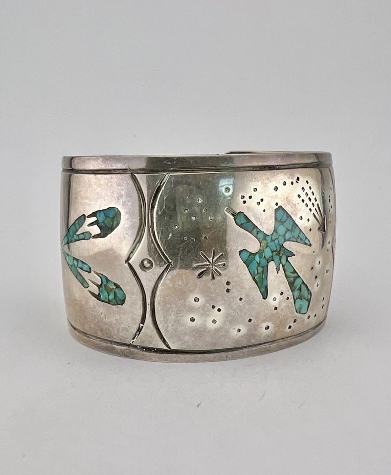 VTG NAVAJO STERLING SILVER CHIP TURQUOISE CORAL PEYOTE BIRD CUFF BRACELET 69.5G (1 of 2)