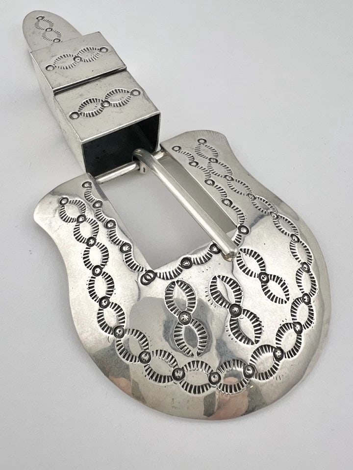 VTG BB NAVAJO STERLING SILVER DEEP STAMPED 4 PIECE RANGER BELT BUCKLE 51G: VTG BB NAVAJO STERLING SILVER DEEP STAMPED 4 PIECE RANGER BELT BUCKLE 51G Vtg BB Navajo Sterling Silver Deep Stamped 4 Piece Ranger Belt Buckle 51g Buckle Size: 2 1/4" Tall By 2 1/2" Wide Slide Face: 