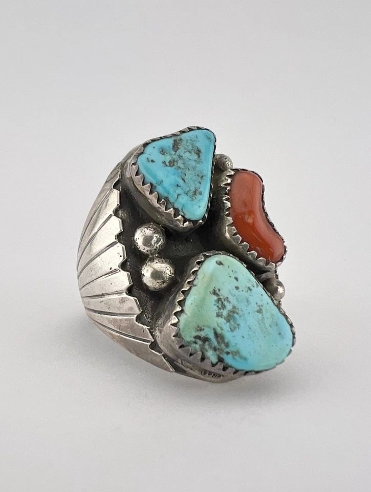 HUGE VTG NAVAJO STERLING SILVER TURQUOISE & CORAL STAMPED INGOT MEN'S RING 26.2G: HUGE VTG NAVAJO STERLING SILVER TURQUOISE & CORAL STAMPED INGOT MEN'S RING 26.2G HUGE Vtg Navajo Sterling Silver Turquoise & Coral Stamped Ingot Men's Ring 26.2g Ring Size: 11.25 - Can Be Re Sized Wei