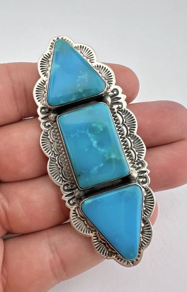 VTG NAVAJO STERLING SILVER TRIANGLE SHAPED FOX TURQUOISE STAMPED PENDANT 3 1/8" (1 of 2)