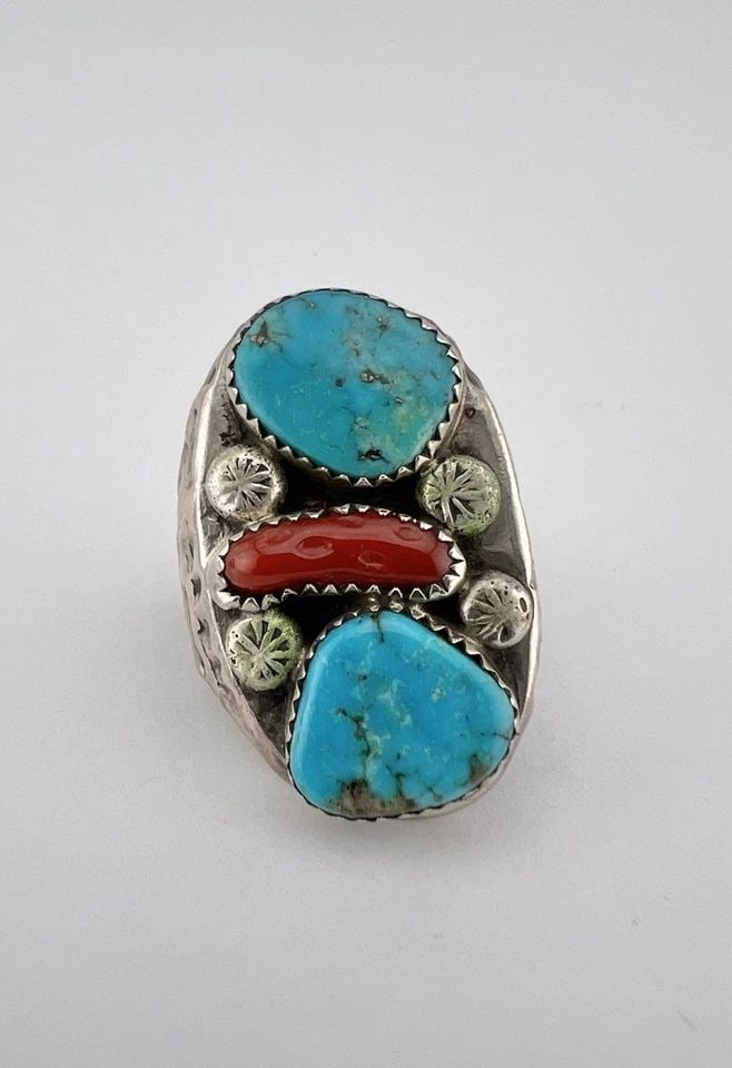 HUGE VTG NAVAJO STERLING SILVER TURQUOISE & CORAL STAMPED INGOT MEN'S RING 20.5G: HUGE VTG NAVAJO STERLING SILVER TURQUOISE & CORAL STAMPED INGOT MEN'S RING 20.5G HUGE Vtg Navajo Sterling Silver Turquoise & Coral Stamped Ingot Men's Ring 20.5g Ring Size: 12.5 - Can Be Re Sized Weig