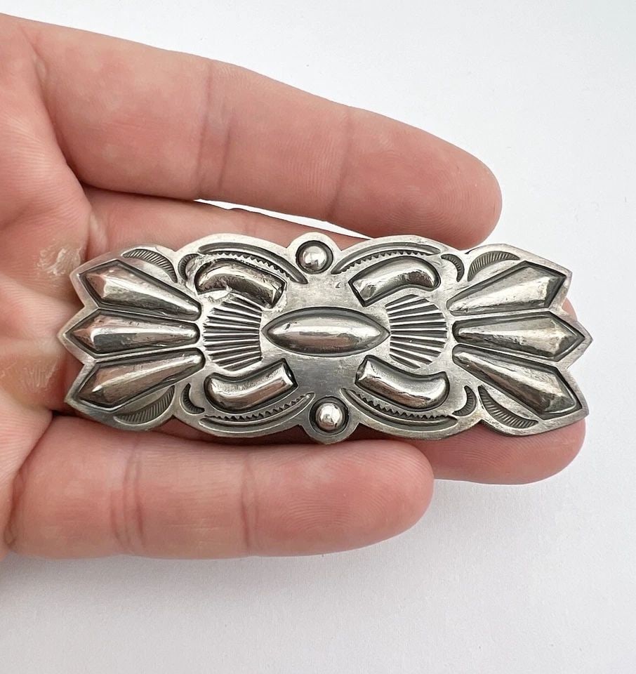 VTG HARRY MORGAN NAVAJO DEEP STAMPED STAMPED STERLING SILVER PIN BROOCH 3": VTG HARRY MORGAN NAVAJO DEEP STAMPED STAMPED STERLING SILVER PIN BROOCH 3" Vtg Harry Morgan Navajo Deep Stamped Stamped Sterling Silver Pin Brooch 3" Size: 3" Wide by Almost 1 1/4" Tall in the Center 