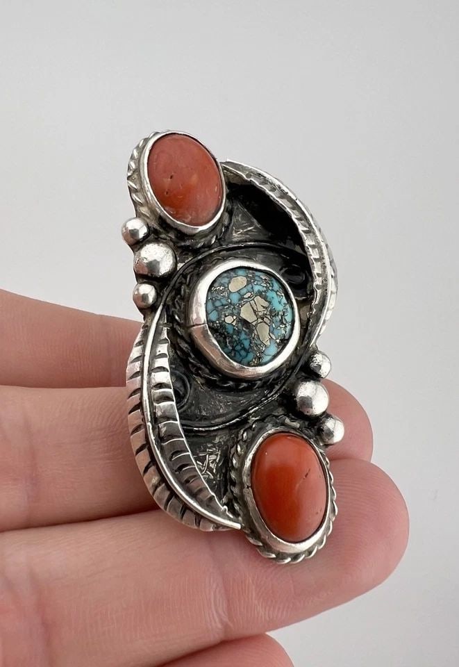 VTG NAVAJO STERLING SILVER MORENCI TURQUOISE & CORAL CLUSTER STAMPED RING 2.25" (1 of 1)
