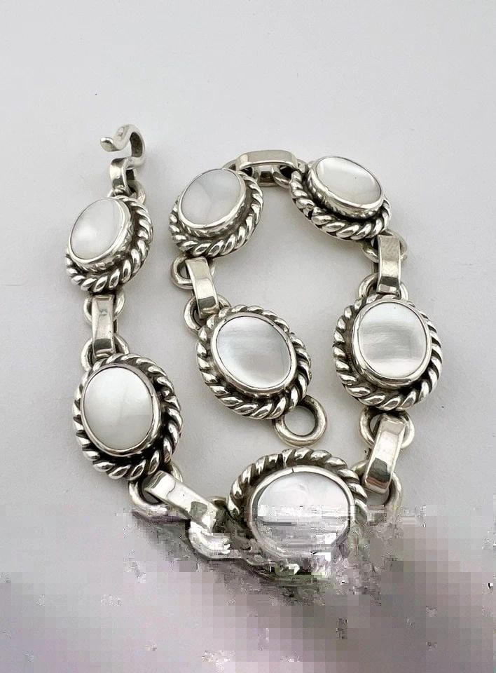 VINTAGE NAVAJO STERLING SILVER MOTHER OF PEARL OVAL TWIST ROPE LINK BRACELET 30G (1 of 2)