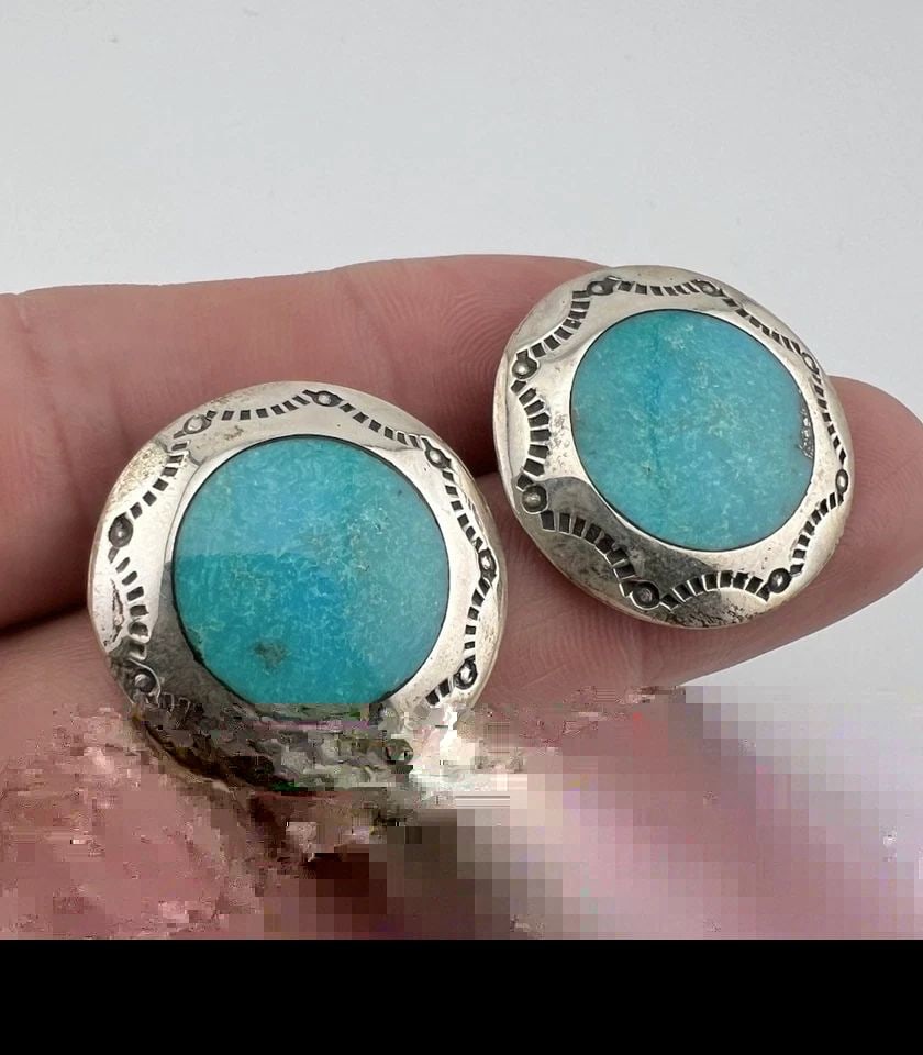 VTG FRED HARVEY ERA NAVAJO STERLING SILVER FOX TURQUOISE STAMPED POST EARRINGS (1 of 1)