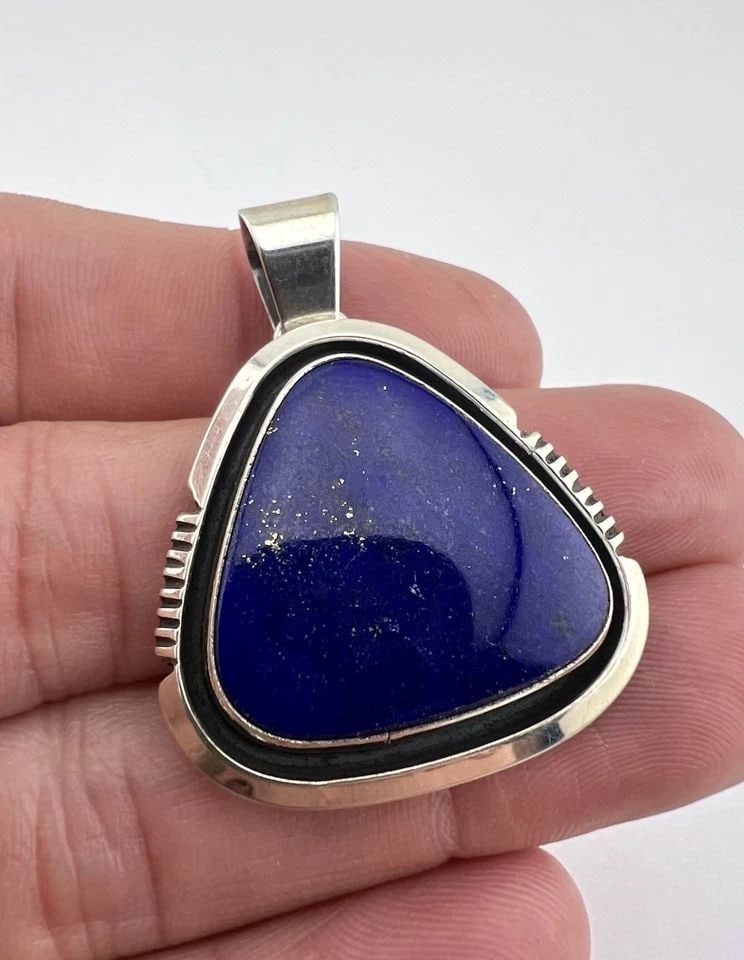 WILL DENETDALE NAVAJO STERLING SILVER BLUE LAPIS LAZULI TRIANGLE PENDANT 1.75": WILL DENETDALE NAVAJO STERLING SILVER BLUE LAPIS LAZULI TRIANGLE PENDANT 1.75" Vtg Will Denetdale Navajo Sterling Silver Blue Lapis Lazuli Triangle Pendant 1.75" Size: 1 3/4" Tall With Bail & 1 1/4" W