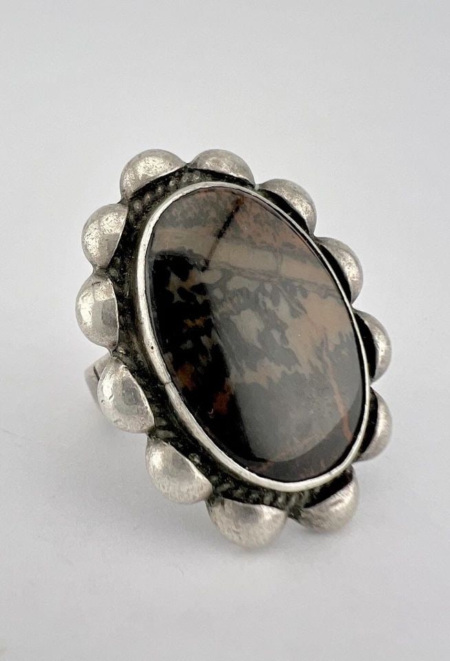 OLD PAWN 30S 40S FRED HARVEY NAVAJO PETRIFIED WOOD AGATE STERLING SILVER RING (1 of 2)