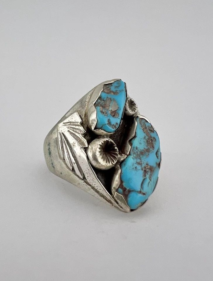 VTG ZUNI INGOT STERLING SILVER NATURAL KINGMAN TURQUOISE FEATHER MEN'S RING (1 of 1)