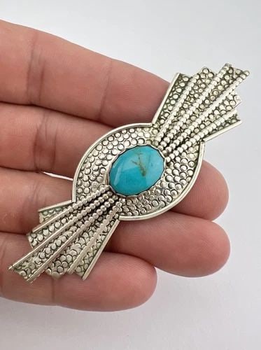 VINTAGE NAVAJO STERLING SILVER KINGMAN TURQUOISE STAMPED LONG PIN BROOCH 3 1/8": VINTAGE NAVAJO STERLING SILVER KINGMAN TURQUOISE STAMPED LONG PIN BROOCH 3 1/8" Vintage Navajo Sterling Silver Kingman Turquoise Stamped Long Pin Brooch 3 1/8" Size: 1" Tall by Over 3" Wide Metal: Ste