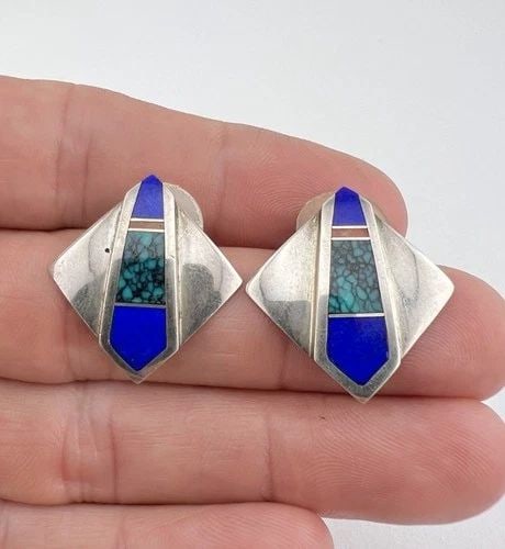 VTG RAY TRACEY NAVAJO STERLING SILVER TURQUOISE & LAPIS LAZULI POST EARRINGS: Vtg Ray Tracey Navajo Sterling Silver Turquoise & Lapis Lazuli Post Earrings Size: 1" Tall & 1" Wide Weight is 7.6 Grams on my scale Test Positive For Sterling Silver Amazing High Grade Vibrant Turquo