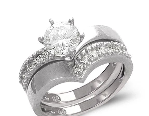 NEW 14K WHITE GOLD LADIES FASHION WHITE SOLITAIRE RING (1 of 2)