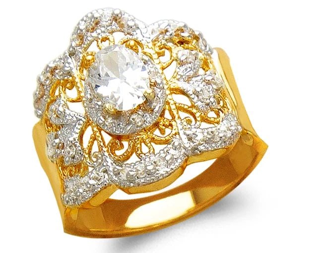 NEW 14K TWO TONE GOLD LADIES FASHION HEART RING: NEW 14K TWO TONE GOLD LADIES FASHION SOLITAIRE RING LADIES FASHION SOLITAIRE RING NEW 14K TWO TONE GOLD Apx. WIDTH: 19mm Apx. WEIGHT: 6.2g