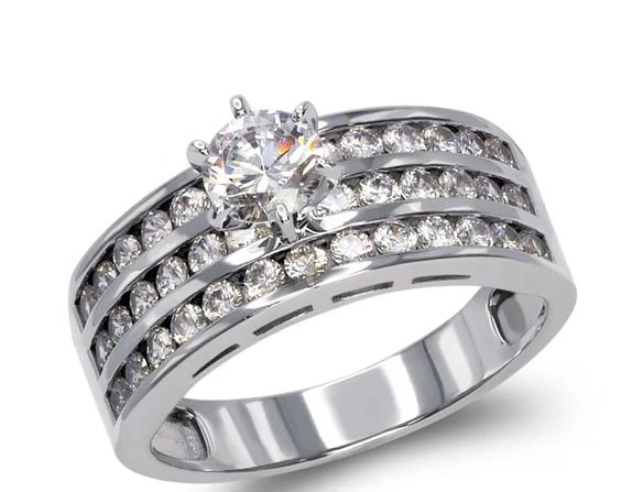NEW 14K WHITE GOLD LADIES FANCY WHITE SOLITAIRE RING (1 of 2)