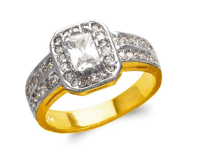 NEW 14K TWO TONE GOLD LADIES FASHION SOLITAIRE RING: NEW 14K TWO TONE GOLD LADIES FASHION SOLITAIRE RING LADIES FASHION SOLITAIRE RING NEW 14K TWO TONE GOLD Apx. WIDTH: 11mm Apx. WEIGHT: 4.8g
