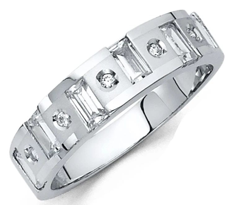 NEW 14K WHITE GOLD MEN'S WEDDING BAND - SIZE 10: NEW 14K WHITE GOLD MEN'S WEDDING BAND MEN'S WEDDING BAND NEW 14K WHITE GOLD WIDTH: 6 mm Apx. WEIGHT: 4.22 g