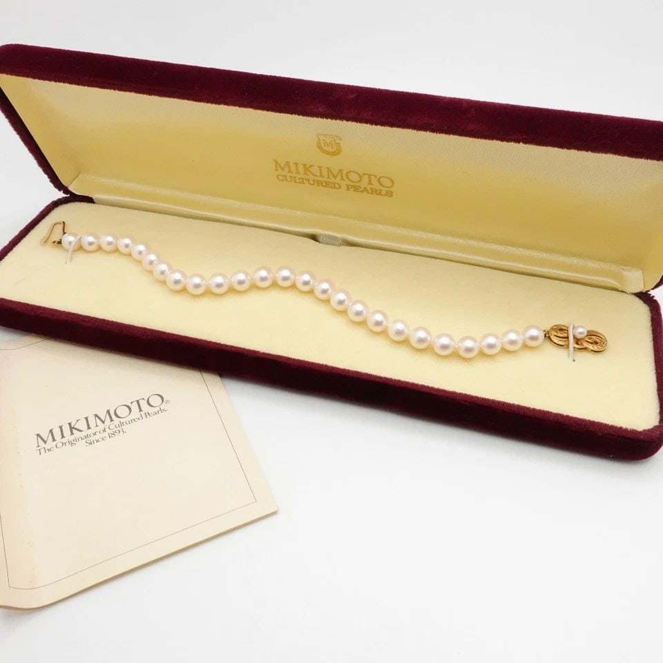 MIKIMOTO 18K YELLOW GOLD AKOYA CULTURED PEARL BRACELET - 7.25" LONG BOX COA: MIKIMOTO 18K YELLOW GOLD FILIGREE CLASP 6MM PEARL BRACELET - 7.25" BOX & PAPER Mikimoto 18K Yellow Gold Clasp 6mm Pearl Bracelet Length - 7.25" Wrist - Relax Fit 6.5"- 6.75" Snug Fit Box & Paper Inclu