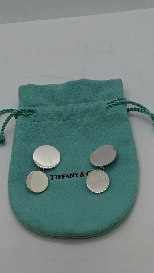 TIFFANY & CO. STERLING SILVER CLASSIC ROUND CHAIN CUFF LINKS (1 of 2)