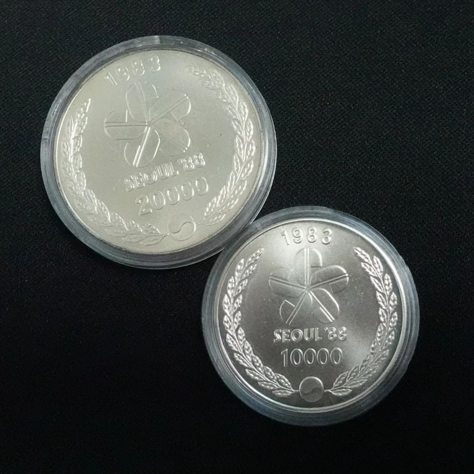 1983 SOUTH KOREA SEOUL '88 OLYMPIC SILVER PROOF 2 COINS (1 of 2)