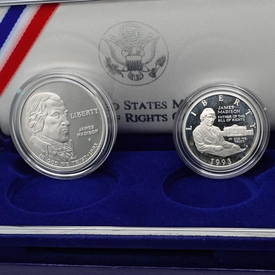 1993 U.S MINT BILL OF RIGHTS COMMEMORATIVE TWO COIN SILVER PROOF SET OGP COA #21: 1993 U.S MINT BILL OF RIGHTS COMMEMORATIVE TWO COIN SILVER PROOF SET OGP COA #21 1993 U.S Mint Bill of Rights Commemorative Two Coin Silver Proof Set OGP & COA Included