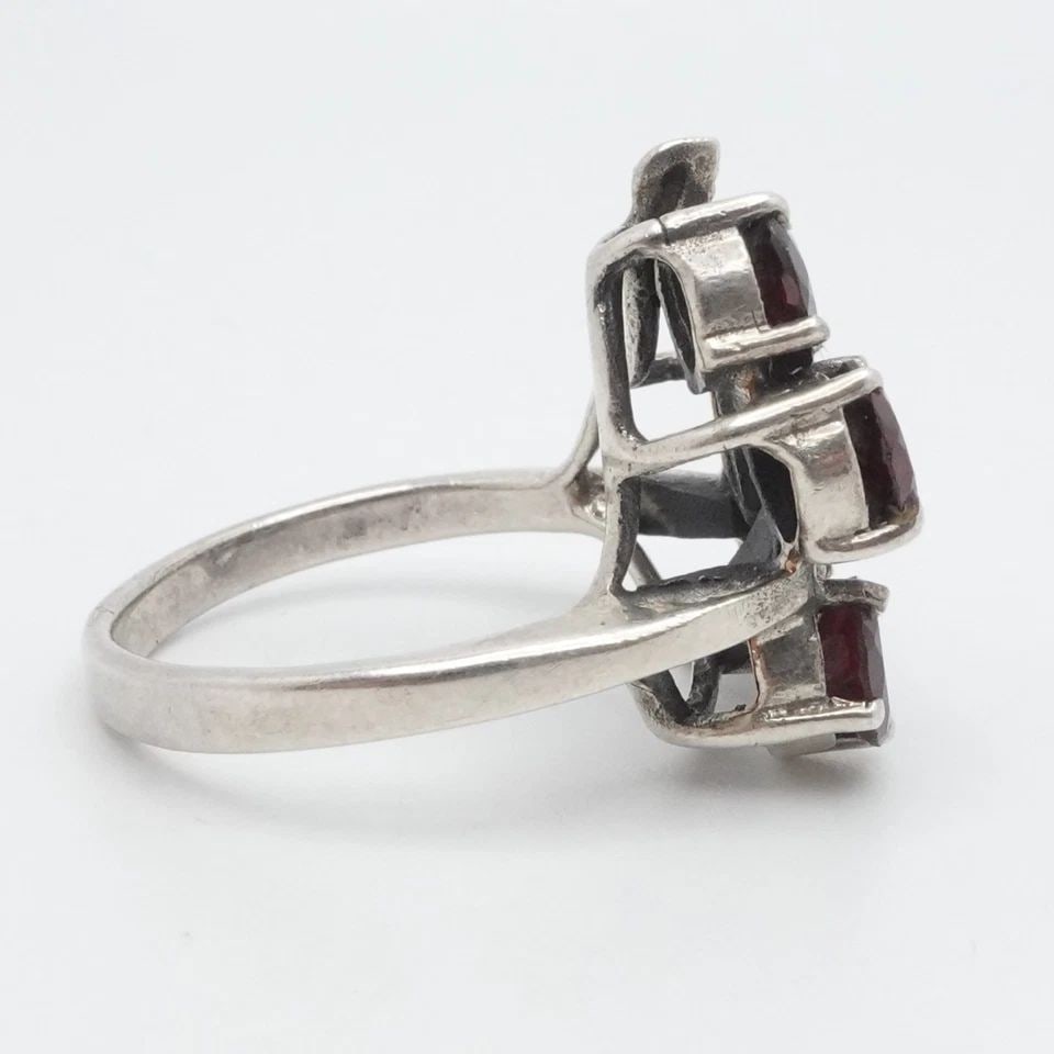 STERLING SILVER ROUND GARNET & MARCASITE GEMSTONE LEAF RING SIZE 10.25 (1 of 1)
