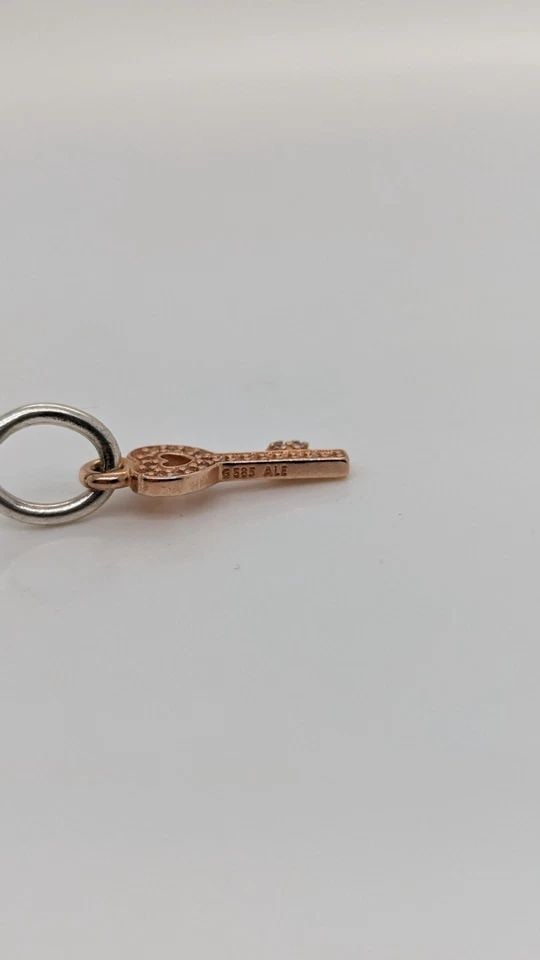 AUTHENTIC PANDORA 14K ROSE GOLD TRUST KEY HEART RETIRED DANGLE CHARM ALE 585 (1 of 2)