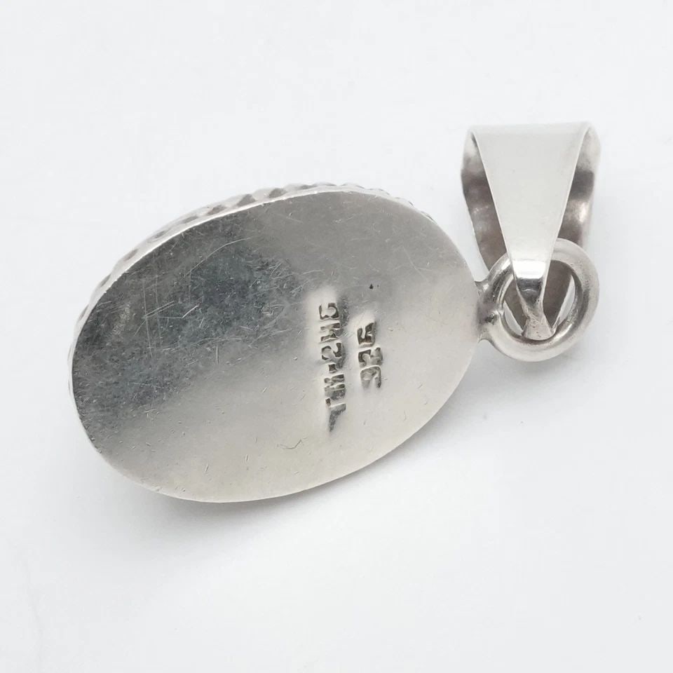 TAXCO STERLING SILVER MEXICO CABOCHON PINK ROSE QUARTZ OVAL PENDANT 2": TAXCO STERLING SILVER MEXICO CABOCHON PINK ROSE QUARTZ OVAL PENDANT 2" Taxco Sterling Silver Mexico Cabochon Pink Rose Quartz Oval Pendant Length - 2" Width - 20mm Bail Size (HxW) - 16mm x 9mm Gemston