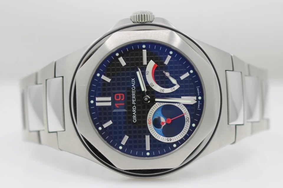 GIRARD PERREGAUX LAUREATO EVO3 42MM BLUE DATE MOONPHASE DIAL WATCH W/ BOX 80185 (1 of 2)