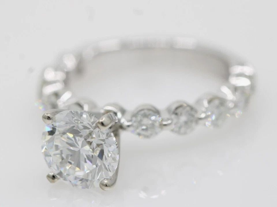 14K WHITE GOLD 3.05 TCW IGI E VVS2 LAB CREATED DIAMOND ENGAGEMENT RING SIZE 6: 14K WHITE GOLD 3.05 TCW IGI E VVS2 LAB CREATED DIAMOND ENGAGEMENT RING SIZE 6 14K WHITE GOLD 3.05 TCW IGI E VVS2 LAB CREATED DIAMOND ENGAGEMENT RING SIZE 6 Description 14K White Gold 3.05 TCW IGI E VV