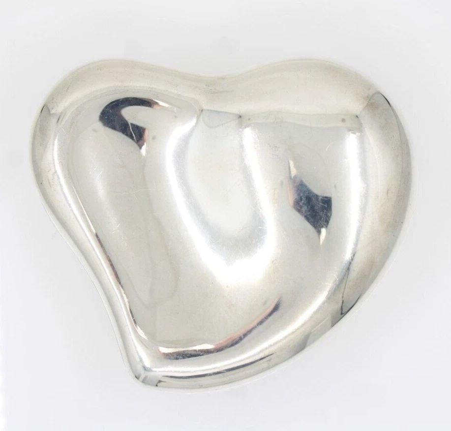TIFFANY & CO ITALY ELSA PERETTI STERLING SILVER OPEN HEART BOX 4" ~ 130.4 GRAMS (1 of 2)