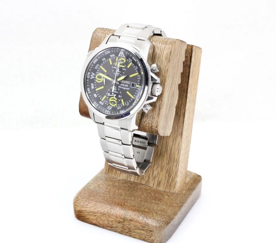 SEIKO SOLAR MEN'S CHRONOGRAPH 42MM BLACK & YELLOW DIAL W/ DATE ALARM V172-0AG0 (1 of 2)