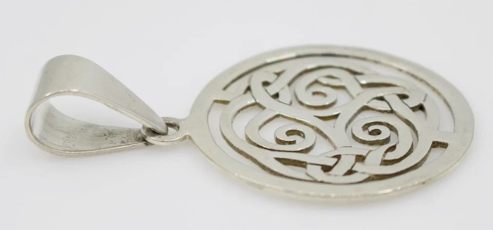 RETIRED SILPADA STERLING SILVER CELTIC TRISKELE KNOT PENDANT 24.6 GRAMS (1 of 2)